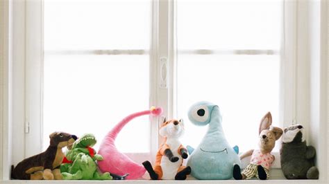 20 Stuffed Animal Storage Ideas That are Smart and Doable