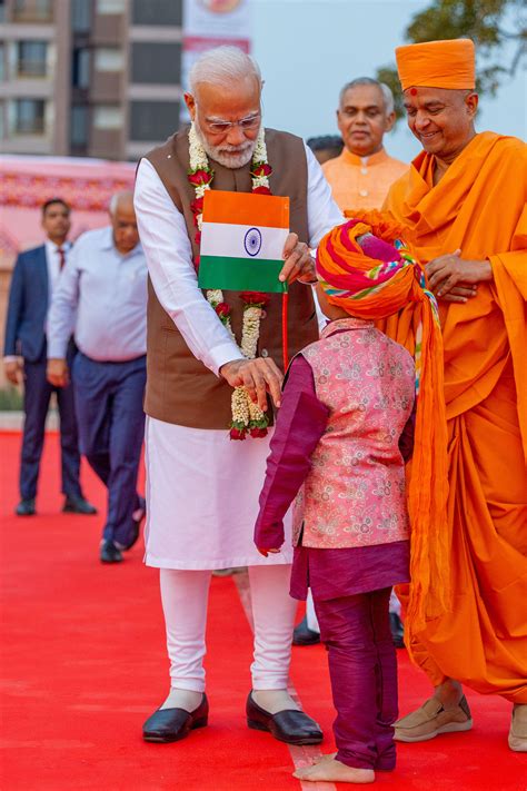 Pm Participates In The Inaugural Function Of Pramukh Swami Maharaj