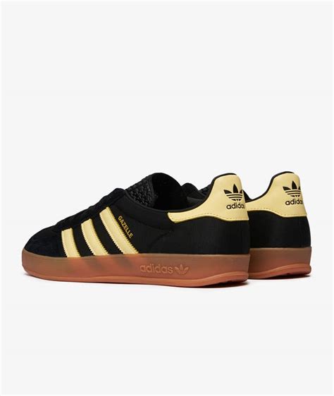 adidas Gazelle Indoor in Schwarz | SVD