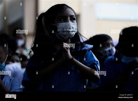 Manila Philippines 22nd Aug 2022 A Student Prays On The First Day