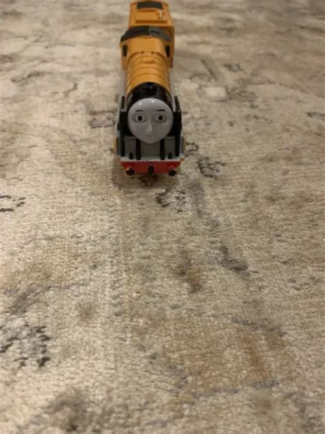 TOMY TRACKMASTER THOMAS The Tank Engine Train Murdoch And Motorised