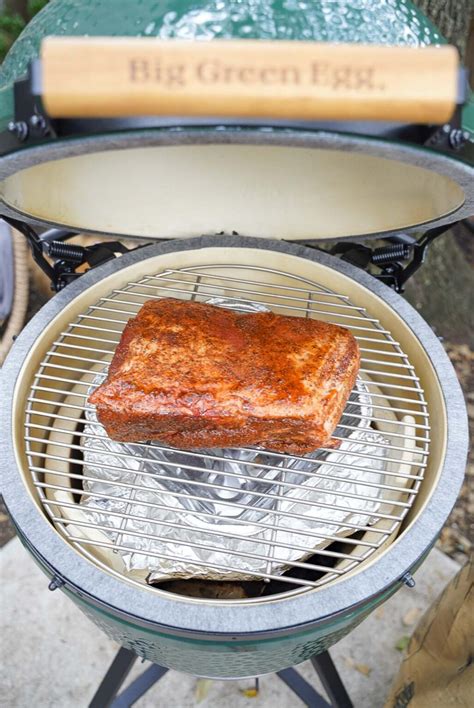 5 Tips for a Perfect Big Green Egg Pork Butt | Couple in the Kitchen