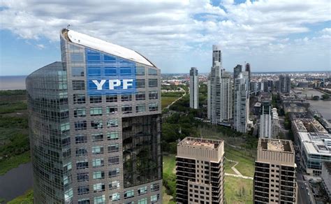 Acciones De Petrolera YPF Suben 40 En Wall Street Tras Victoria De