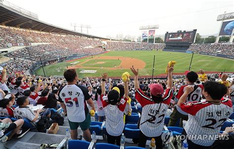 포모스 한국프로야구 1천만 관중 시대 개막671경기 만에 이룬 성과