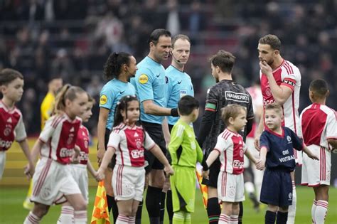 KNVB móét ingrijpen na Ajax NEC Soccernews nl