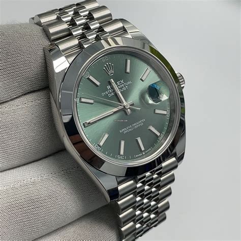 Rolex Datejust Mm Smooth Bezel Mint Dial Jubilee Bracelet For