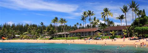 12 Best Beach Resorts In Hawaii To Lounge Around In In 2025