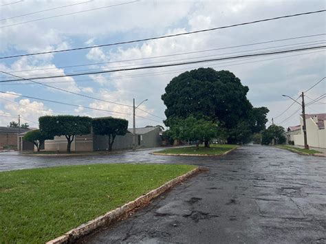 Contrariando previsão tarde de sábado inicia chuva Meio Ambiente