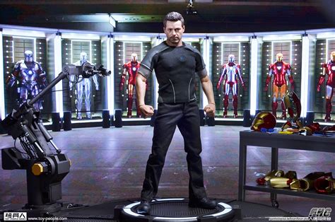 Hot Toys MMS 191 鋼鐵人3東尼史塔克實驗場景版開箱報告