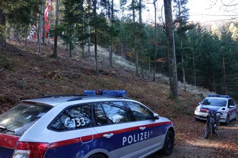 Horror Hot Air Balloon Crash Leaves Nine Hurt After People Are Dragged