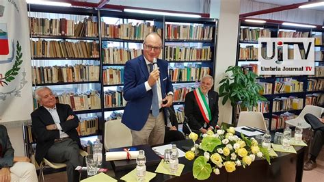 Intitolata Ad Alberto La Volpe La Biblioteca Comunale Di Bastia Umbra