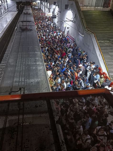 Ciudad De M Xico Pospone Reapertura De Estaciones De L Nea Colapsada