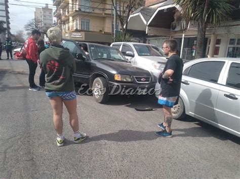 Cinco Veh Culos Implicados En Un Accidente Ecos Diarios Necochea