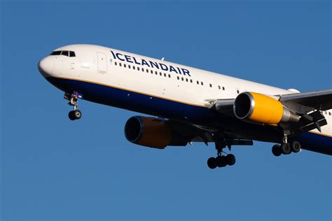 Here S Where Icelandair Is Flying Its Boeing S This Winter