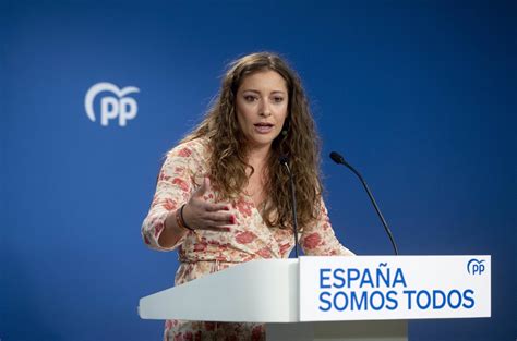 PP no descarta una moción de censura pero pide ser realistas Los