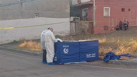 Erzurumda çöp Konteyneri Içinde Yeni Doğmuş Bebek Cesedi Bulundu