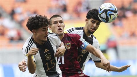 Weltmeister Im Fokus Kann Der FC Von Der Hitz Harchaoui Halten