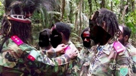 Siapa Pratu Lucky Y Matuan Atau Lukius Fakta Anggota TNI Membelot