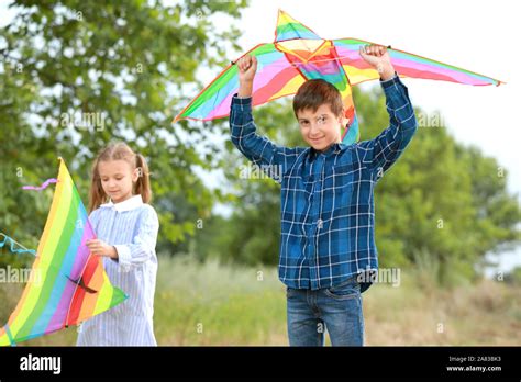 Children Flying Kites Hi Res Stock Photography And Images Alamy