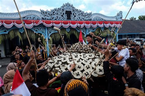 Grebeg Syawal Keraton Solo ANTARA Foto