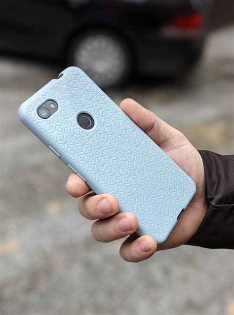 Чехол Google Pixel 3a XL Tech21 Studio Design Throwing Shapes shark blue