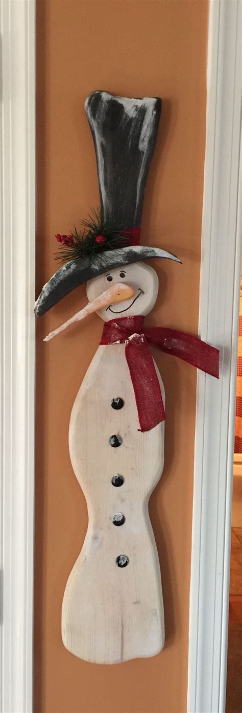 Pin By Nancy Cordero On Sarah S Custom Made Crafts Wooden Snowman Crafts Christmas Wood