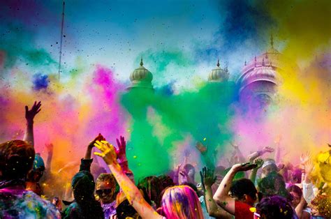 Holi Festival of Colors | The Globe