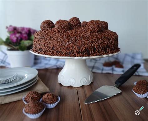 Bolo De Brigadeiro Bem Molhadinho