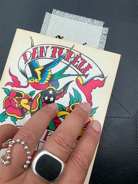 Badass bogmærke Fuck af jeg læser Broderist