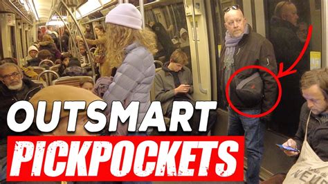 10 Things To Know To Outsmart Pickpockets In Paris Youtube