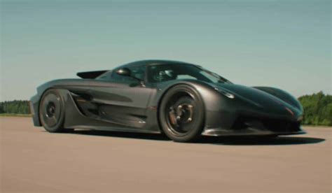 Video: Koenigsegg Breaks Speed Records with Jesko Absolut in Impressive ...