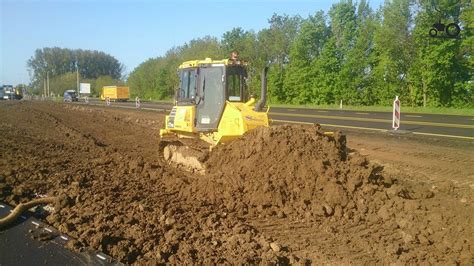 Foto Komatsu Bulldozers Van Gm Damsteegt