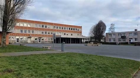 Vidéos Installation du futur collège provisoire à Goderville en vue