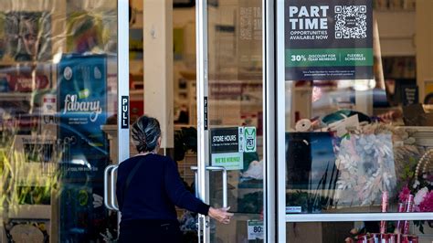 Joann Fabrics stores going out of business? Bankruptcy, sale news ...