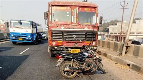 दर्दनाकबेटे की मौत से टूटे एचआर पिता बोले पहले पत्नी फिर मां अब वो