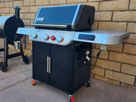 Weber GENESIS E-325 Gas Grill Review: Is It the Ultimate Grilling ...