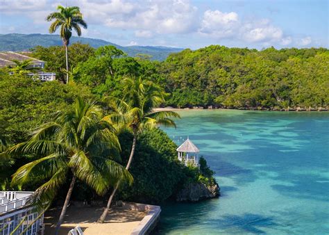 Couples Guide to Jamaica — Karlie Place