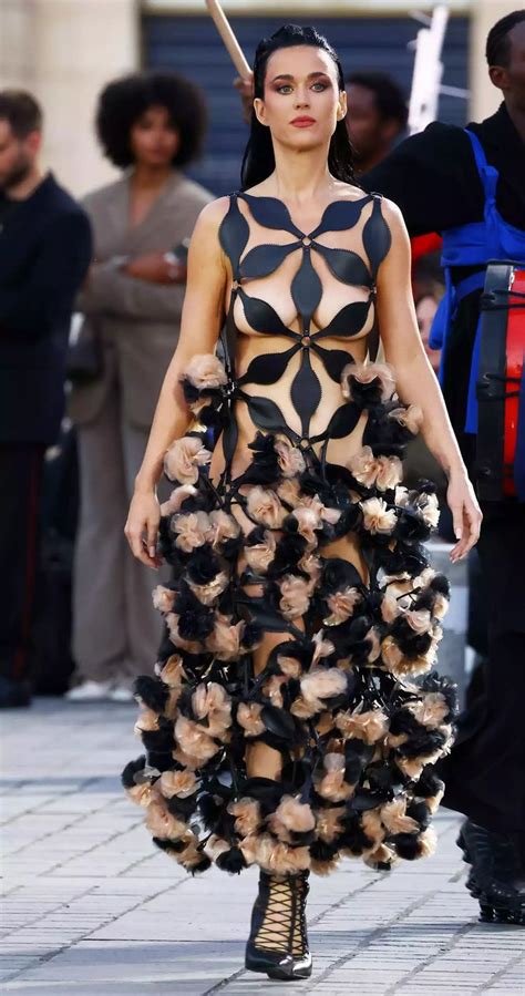 Katy Perry Gives A Whole New Meaning To Naked Dressing With Barely There Gown At Vogue World