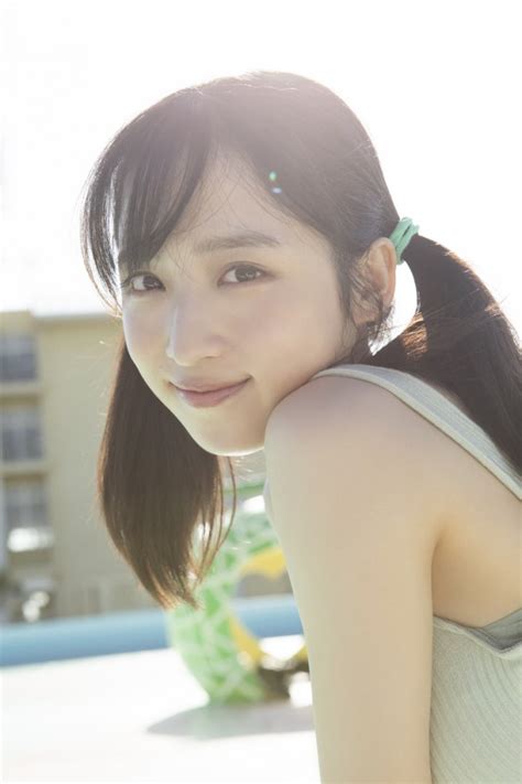 （写真）akb48エース・小栗有以が初写真集 10代最後の撮り下ろしで初水着に エンタメ ニュース ｜クランクイン！