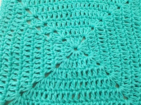 Granny Square Dishcloth to Crochet Free Crochet Pattern • Craftdrawer