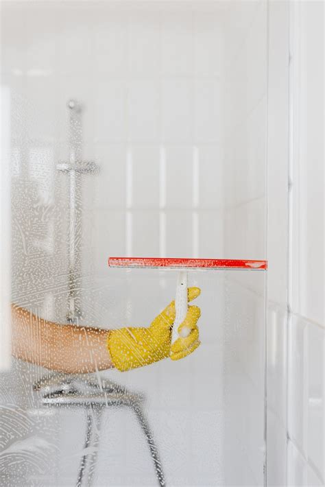 How To Clean Soap Scum Off Shower Doors In Houston Apple Glass