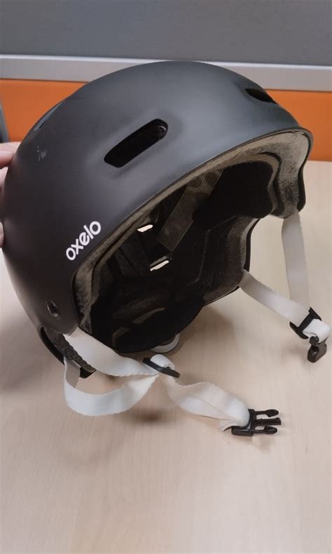Oxelo Helmet, Sports Equipment, Bicycles & Parts, Parts & Accessories ...
