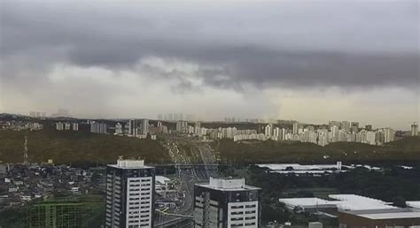 Fim de semana do Dia das Mães deve ser de céu nublado pancadas de