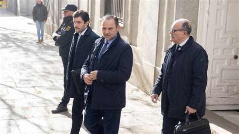 Ábalos Redobla Su Ofensiva Contra La Guardia Civil Y Pide Al Supremo