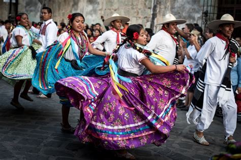 La Guelaguetza Una Celebración Oaxaqueña Llena De Danza Y Color