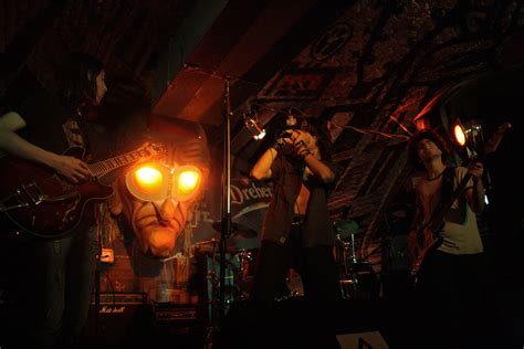 MS Band | Rockbook.hu