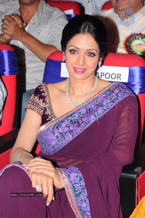 Sridevi New Stills Photo 6 Of 47