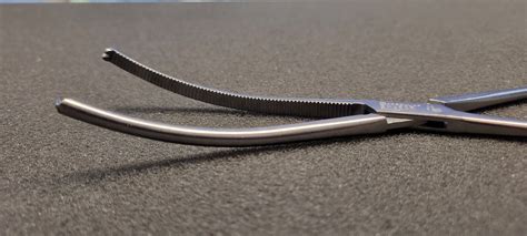 AESCULAP BH653R KOCHER OCHSNER FORCEPS LENGTH 10 1 4IN For Sale Online