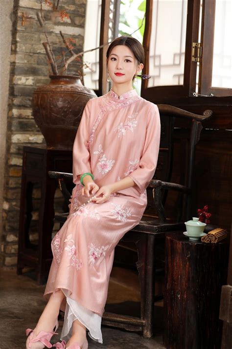 Pink Embroidered Loose Cheongsam Qipao Dress Peony En