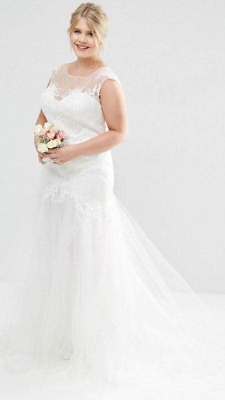 45 Best Casual Wedding Dresses For Carefree Brides The Trend Spotter